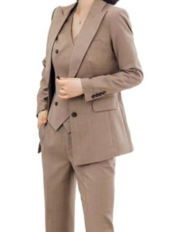 Women's Commuter Drape Suit