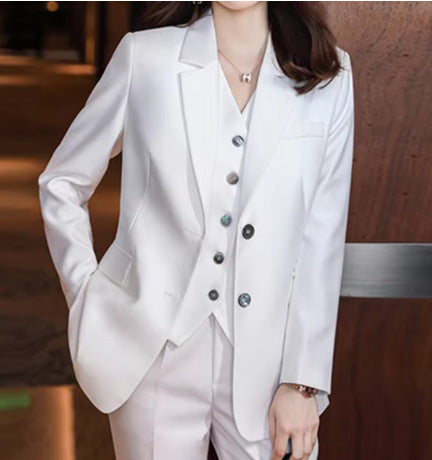 Women's Commuter Drape Suit