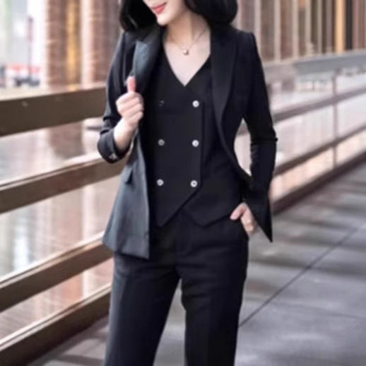 Women's Commuter Drape Suit